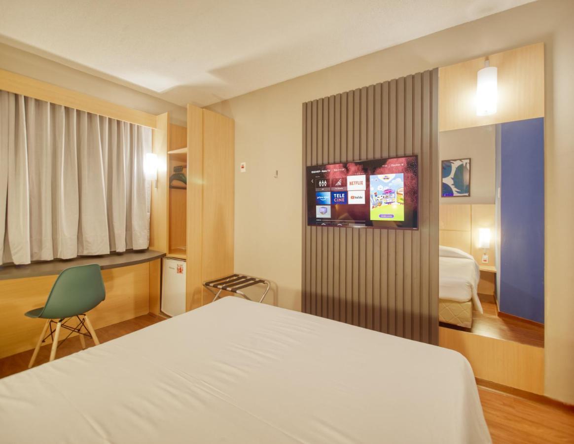 Hus Hotel Dourados Εξωτερικό φωτογραφία