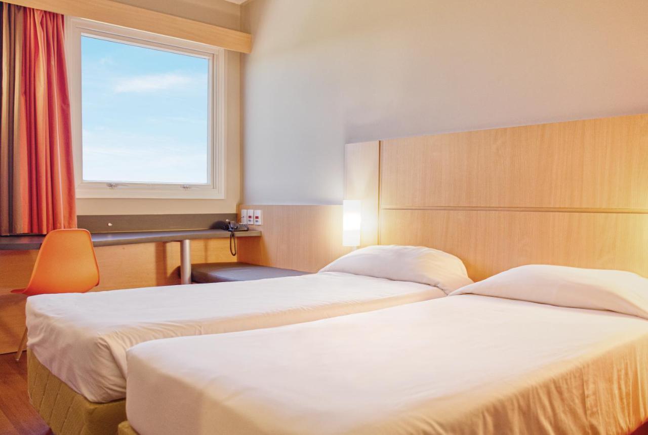 Hus Hotel Dourados Εξωτερικό φωτογραφία