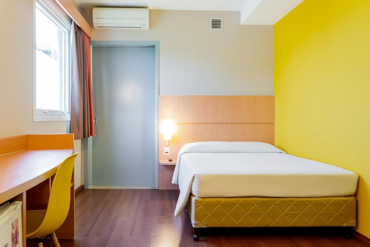 Hus Hotel Dourados Εξωτερικό φωτογραφία