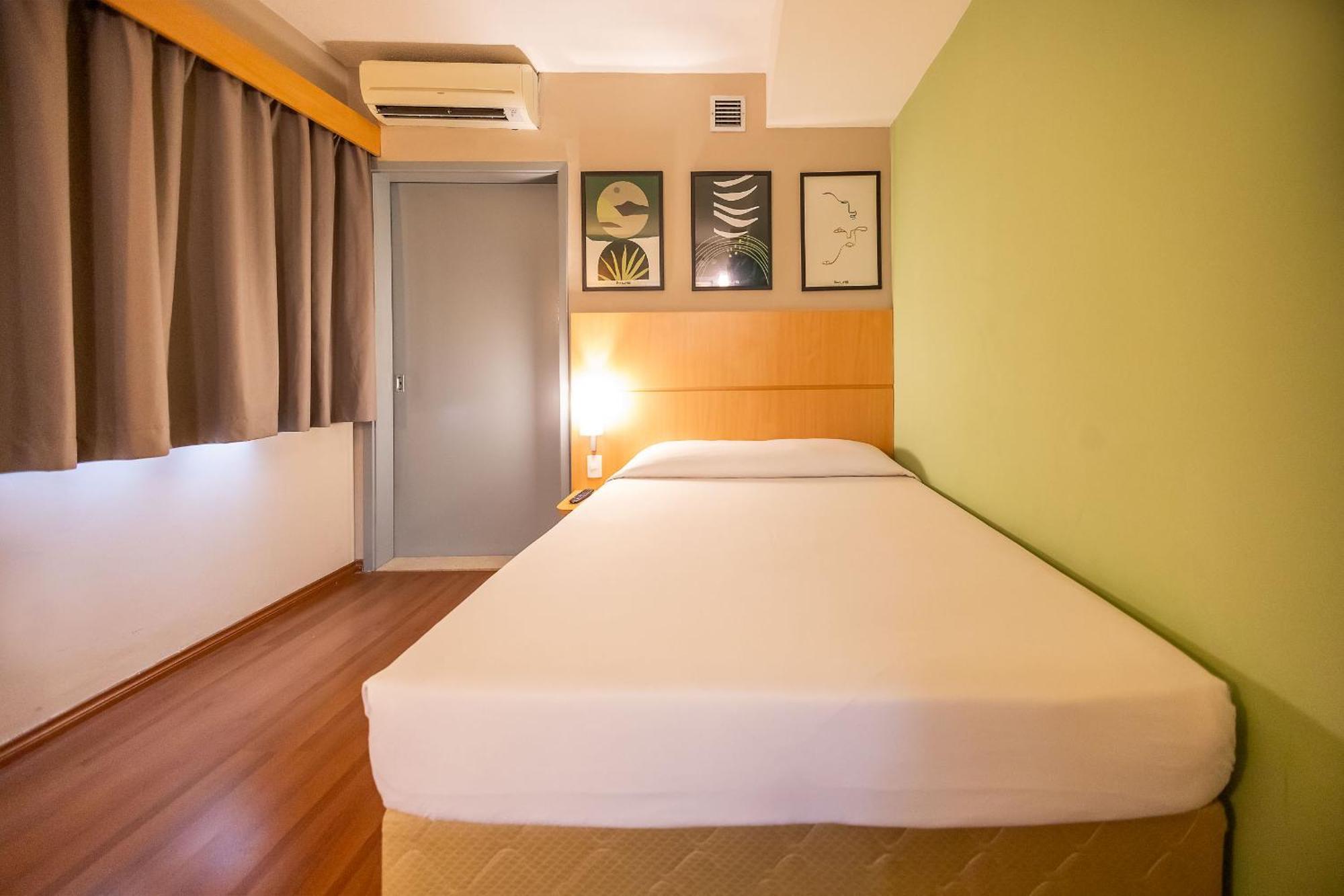 Hus Hotel Dourados Εξωτερικό φωτογραφία