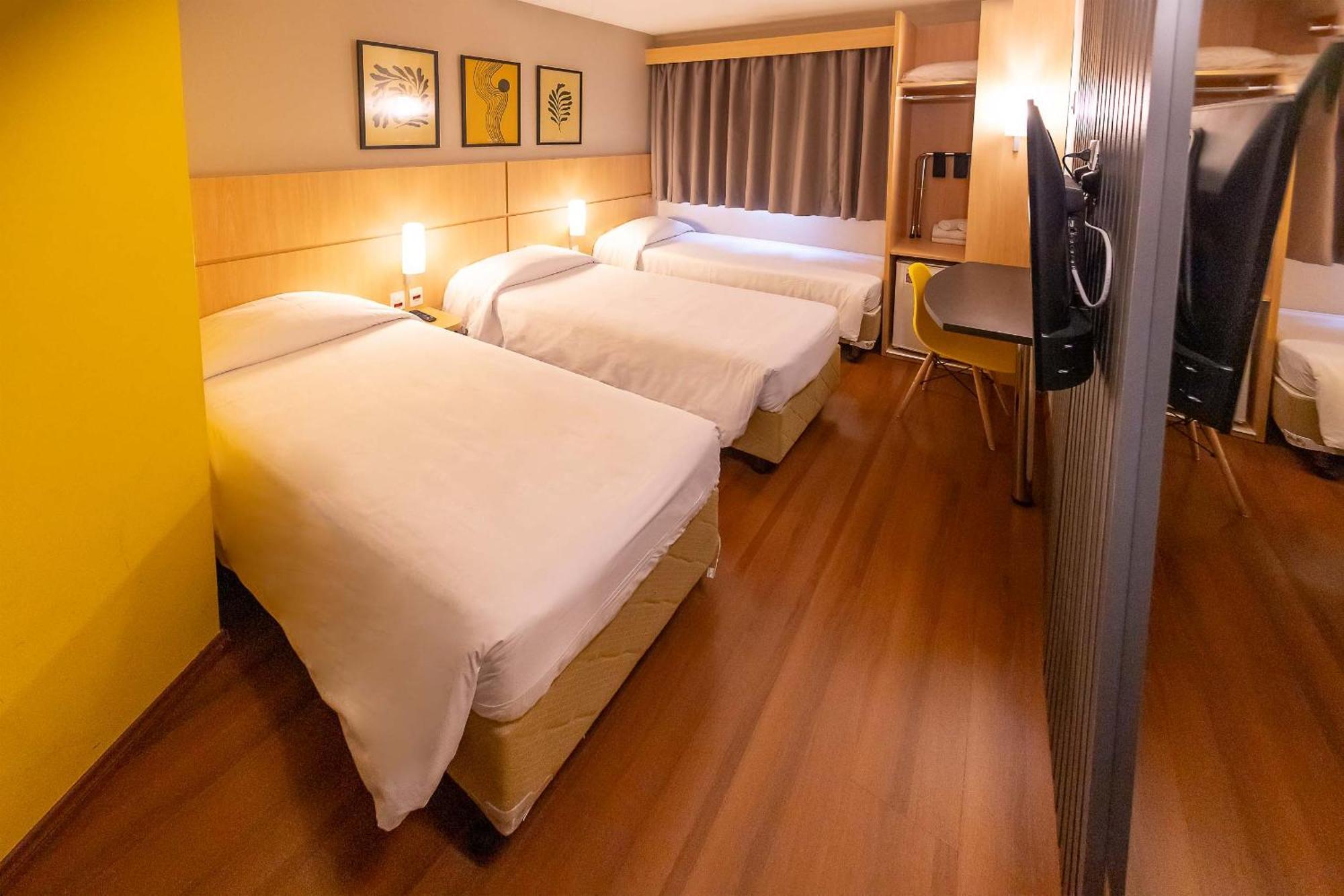 Hus Hotel Dourados Εξωτερικό φωτογραφία
